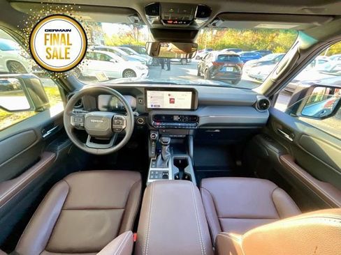 Used 2024 Toyota Land Cruiser image 12