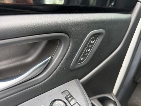 Used 2025 Honda Pilot Touring image 19