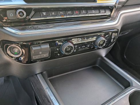 Used 2025 Chevrolet Silverado 2500 LTZ w/ Trail Boss Package image 28