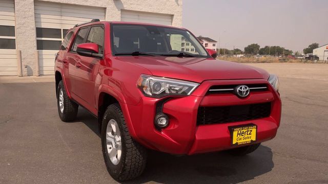 Used 2024 Toyota 4Runner SR5 AWD/4WD image 4