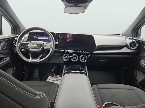 Certified 2025 Chevrolet Blazer EV LT AWD/4WD image 27