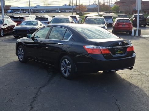 Used 2015 Honda Accord LX image 3