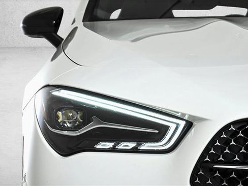 Certified 2025 Mercedes-Benz CLA 250 image 3