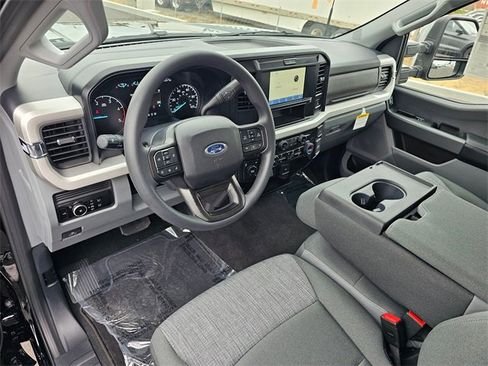 New 2026 Ford F250 XLT image 2