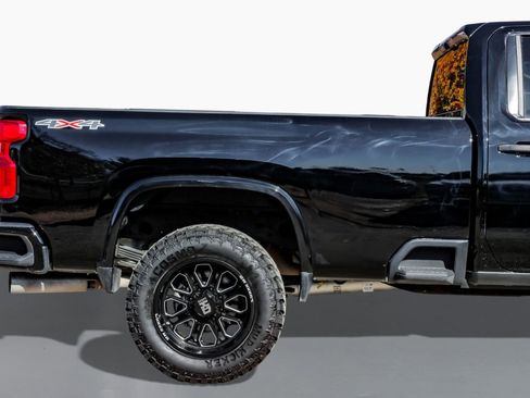 Used 2024 Chevrolet Silverado 2500 W/T image 7