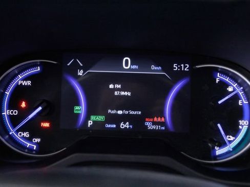 Used 2023 Toyota RAV4 SE w/ Weather & Moonroof Package image 25