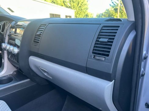 Used 2012 Toyota Tundra 4x4 Double Cab image 26