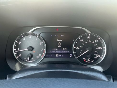 Used 2022 Nissan Frontier SV AWD/4WD image 19