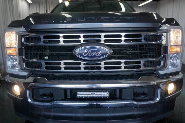 Used 2024 Ford F250 XLT AWD/4WD image 3