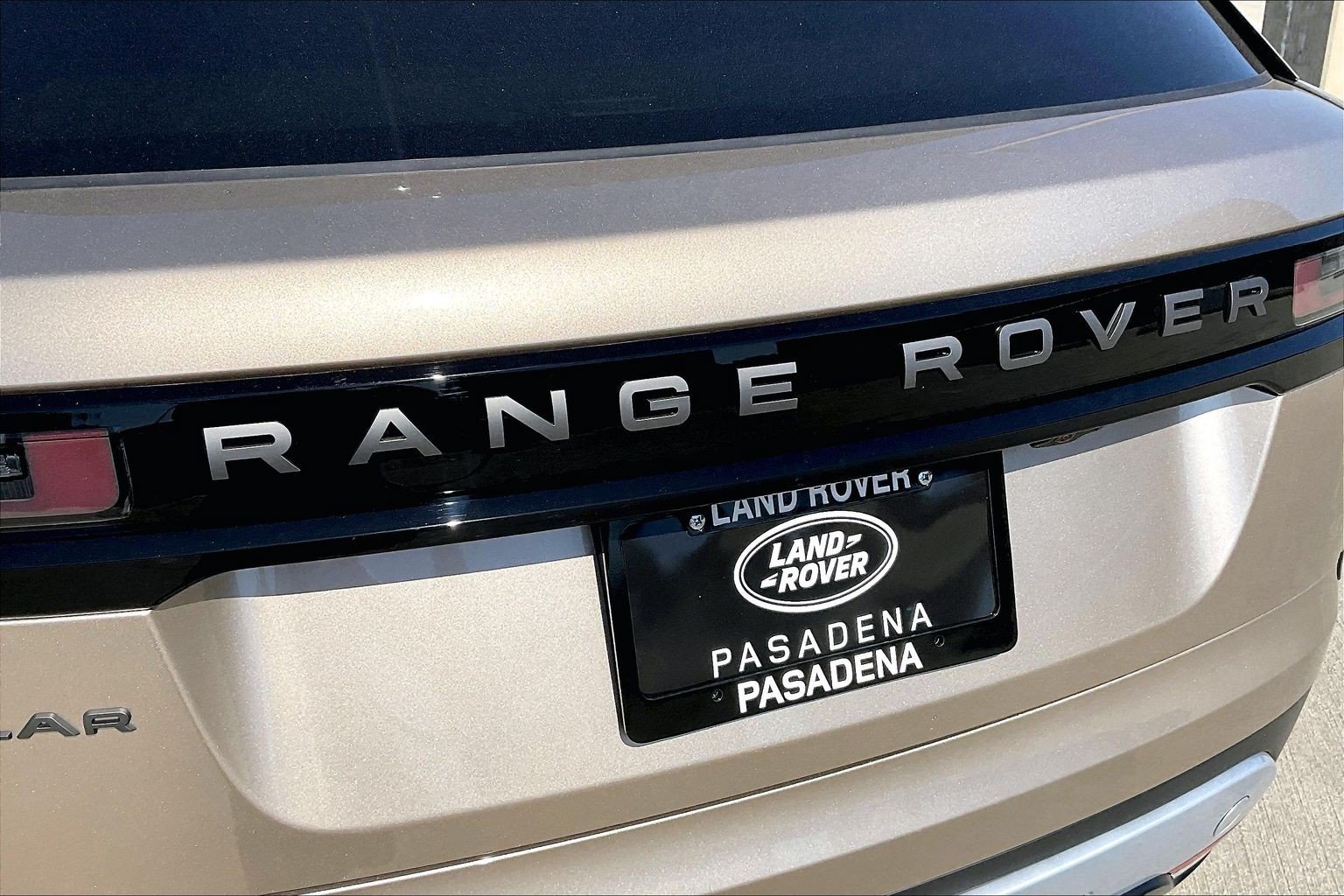 New 2026 Land Rover Range Rover Velar S AWD/4WD image 9