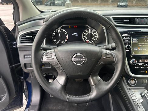 Used 2023 Nissan Murano SV image 23