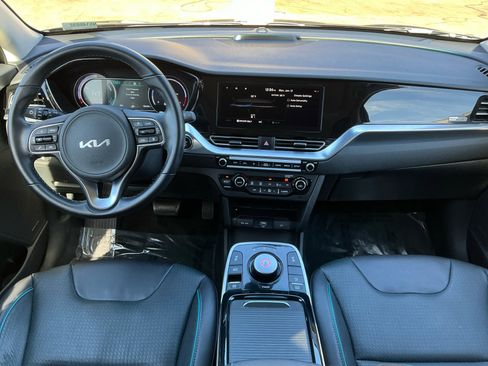 Used 2022 Kia Niro EX Premium image 15