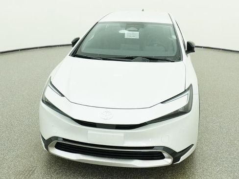 New 2026 Toyota Prius Plug-In Hybrid FWD image 15