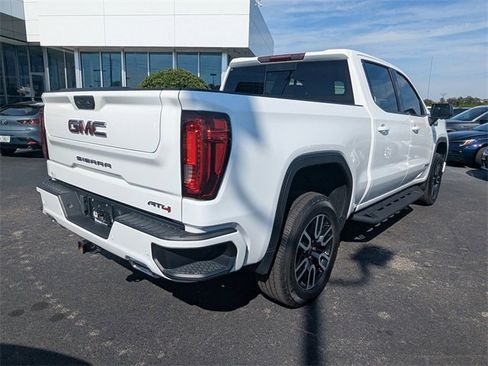 Used 2023 GMC Sierra 1500 AT4 w/ AT4 Premium Package image 4