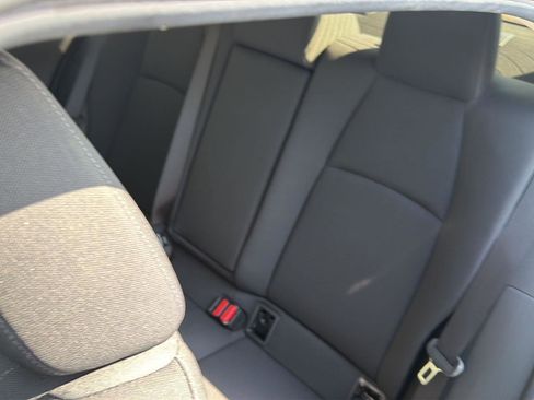 Used 2021 Toyota Corolla LE FWD image 29
