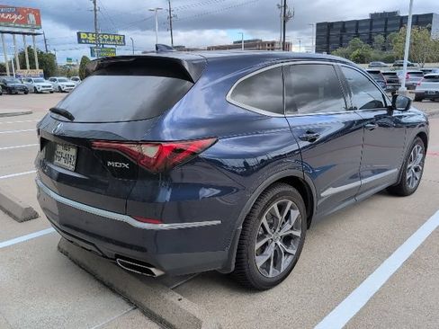 Used 2022 Acura MDX FWD w/ Technology Package image 3
