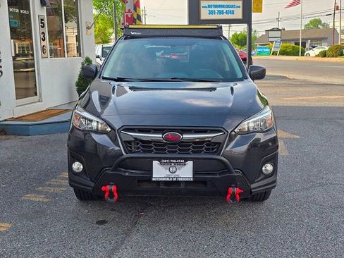 Used 2018 Subaru Crosstrek 2.0i Premium AWD/4WD image 2