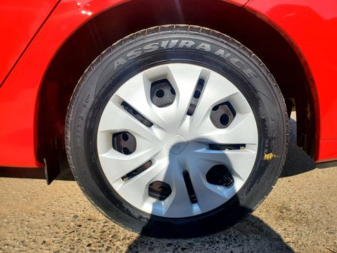Used 2012 Honda Insight image 46