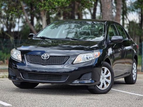 Used 2010 Toyota Corolla image 29