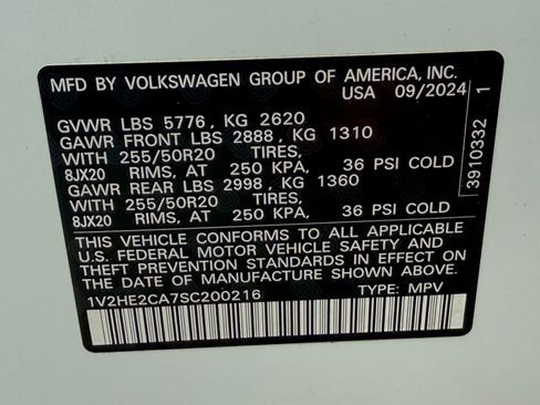 Used 2025 Volkswagen Atlas Cross Sport SE AWD/4WD image 30