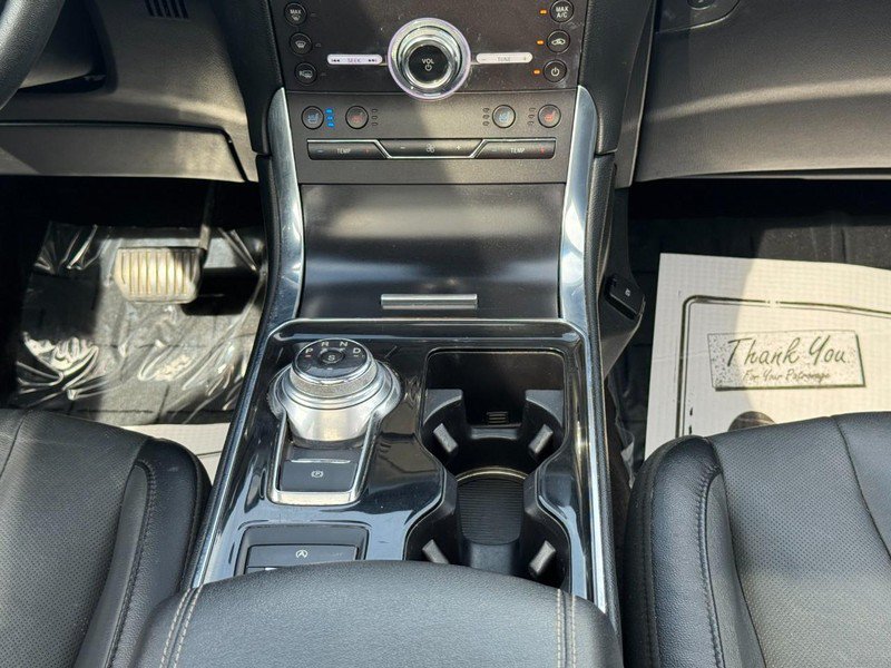 Used 2019 Ford Edge Titanium w/ Equipment Group 301A AWD/4WD image 14