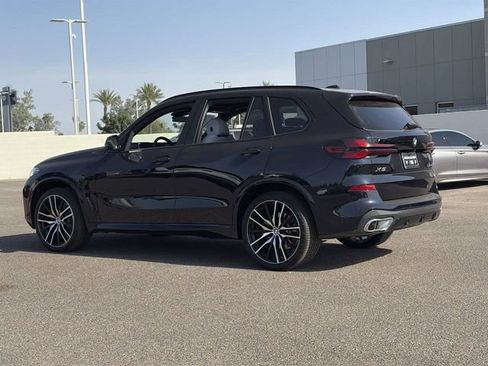 Used 2026 BMW X5 sDrive40i w/ M Sport Package RWD image 8