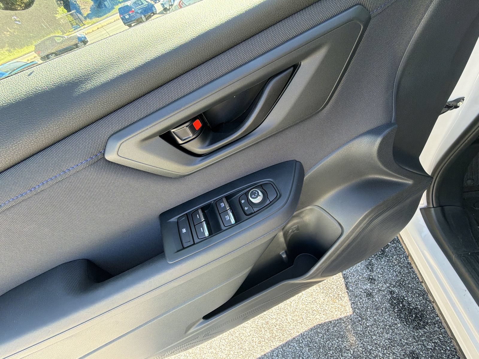 Certified 2025 Subaru Forester Premium AWD/4WD image 17
