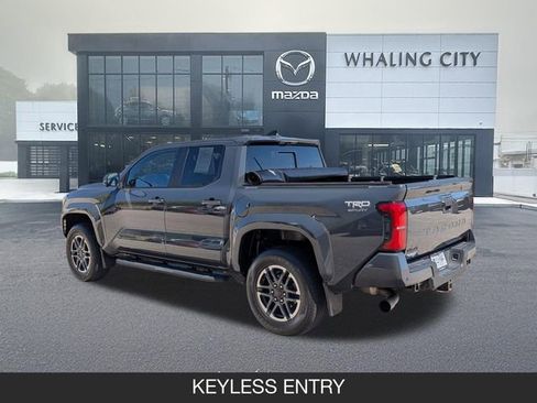 Used 2024 Toyota Tacoma TRD Sport w/ TRD Sport Premium Package AWD/4WD image 6