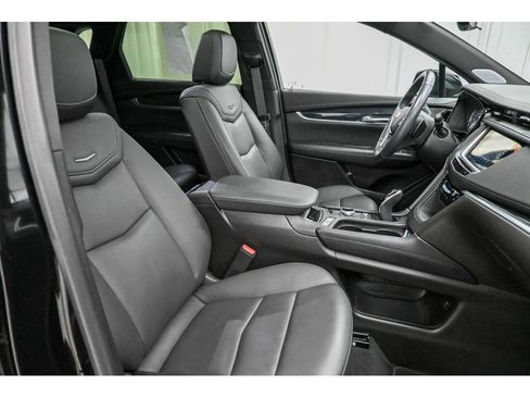 Certified 2023 Cadillac XT5 Premium Luxury w/ Technology Package image 16