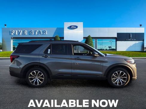 New 2026 Ford Explorer ST-Line w/ Premium Package RWD image 9