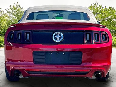 Used 2013 Ford Mustang Premium w/ Comfort Pkg image 4