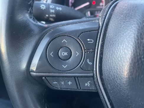 Used 2024 Toyota Camry SE image 19