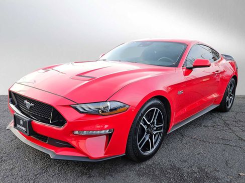 Used 2021 Ford Mustang GT w/ Equipment Group 301A image 7