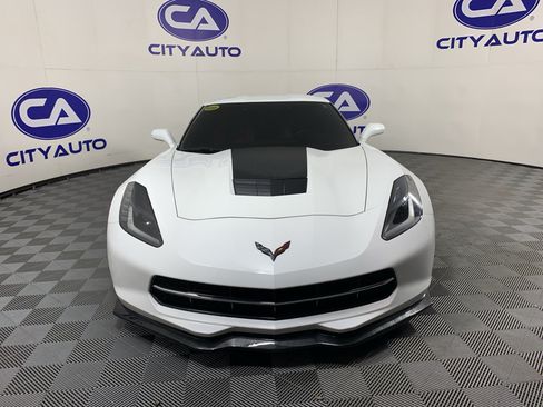 Used 2018 Chevrolet Corvette Stingray Coupe w/ 1LT RWD image 9