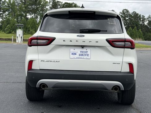 Used 2023 Ford Escape Platinum AWD/4WD image 4