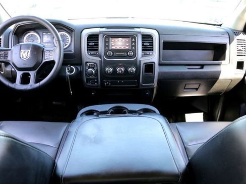 Used 2022 RAM 1500 Tradesman w/ Chrome Appearance Group image 25