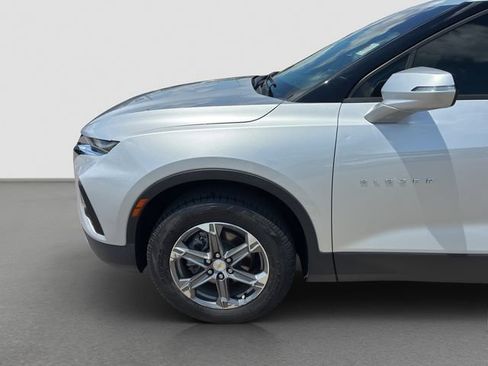Used 2021 Chevrolet Blazer LT FWD image 10