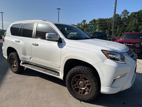 Used 2017 Lexus GX 460 w/ Navigation Package AWD/4WD image 14