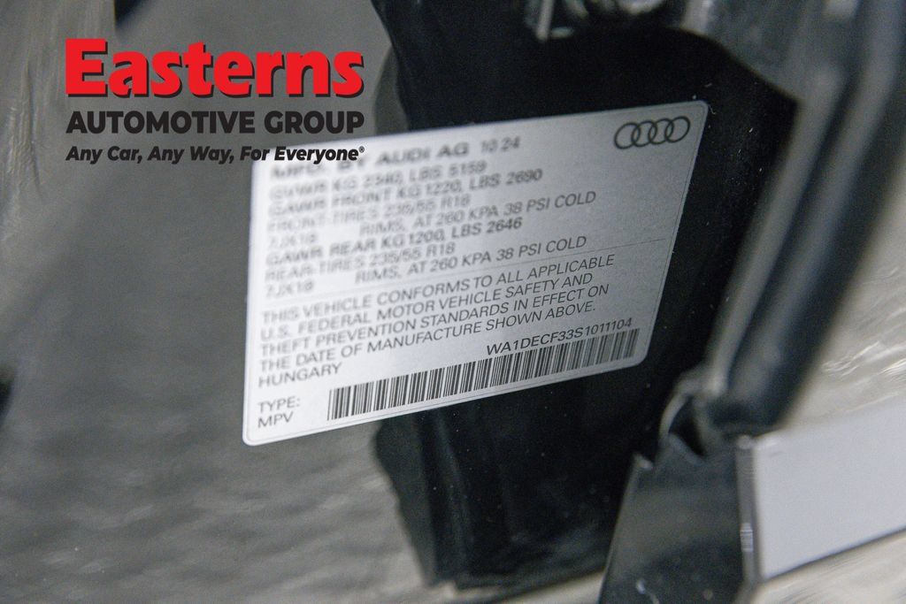 Used 2025 Audi Q3 2.0T Premium AWD/4WD image 39