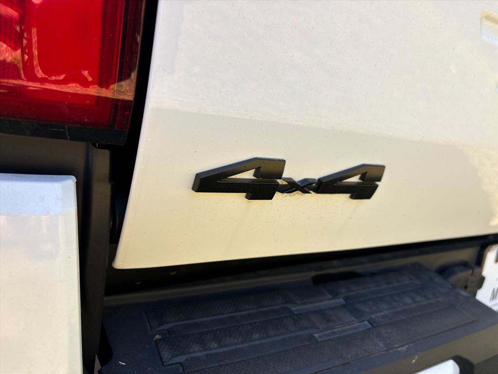Used 2025 Toyota Tacoma TRD Sport AWD/4WD image 12