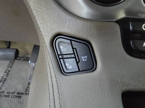 Used 2015 GMC Yukon SLT w/ HD Trailering Package image 37