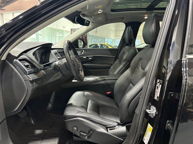 Used 2020 Volvo XC90 T5 Momentum w/ Protection Package Premier FWD image 43