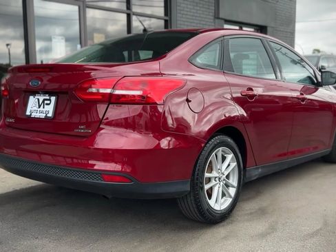 Used 2016 Ford Focus SE image 3