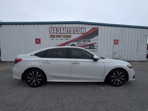 Used 2024 Honda Civic EX image 9