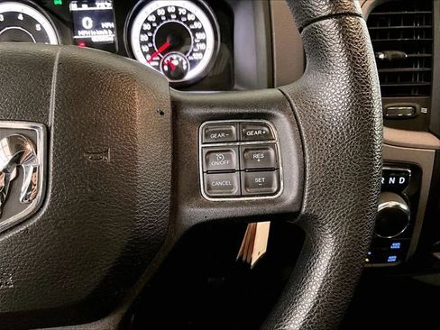 Used 2015 RAM 1500 Express AWD/4WD image 19