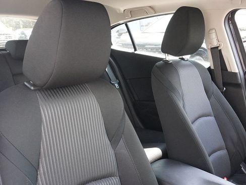 Used 2016 MAZDA MAZDA3 i Touring FWD image 23