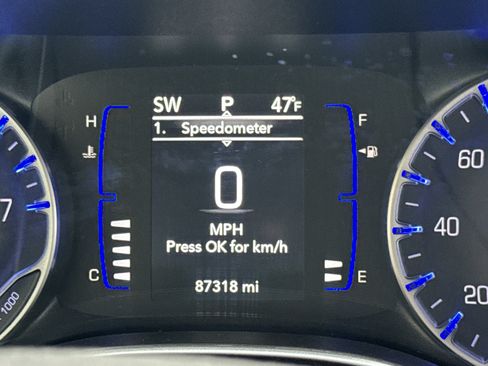 Used 2019 Chrysler Pacifica Touring-L image 22