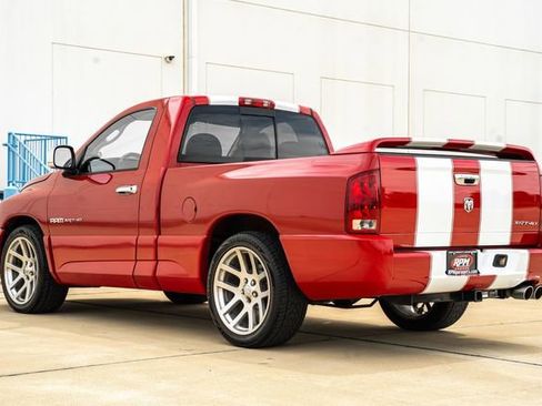 Used 2005 Dodge Ram 1500 Truck 2WD Regular Cab image 4