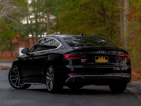 Used 2018 Audi S5 Prestige w/ S Sport Package image 3