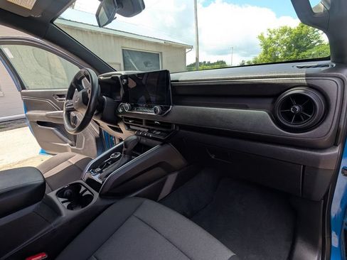 Used 2024 Chevrolet Colorado Trail Boss w/ LPO, Skid Plate Package AWD/4WD image 15